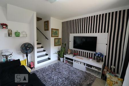 Sala de apartamento para alugar com 2 quartos, 65m² em Jardim Guairaca, São Paulo