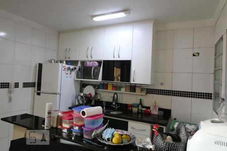Cozinha de apartamento para alugar com 2 quartos, 65m² em Jardim Guairaca, São Paulo