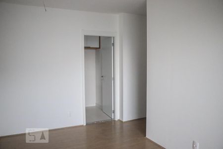 Sala de apartamento para alugar com 3 quartos, 68m² em Cerâmica, São Caetano do Sul