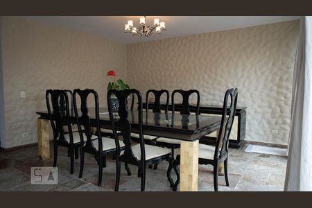 Sala de casa à venda com 3 quartos, 280m² em Alto da Lapa, São Paulo