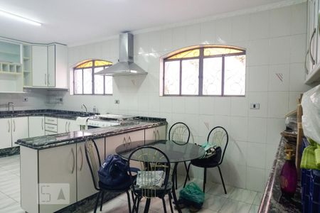 Casa para alugar com 210m², 3 quartos e 4 vagasCozinha