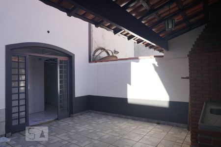 Casa para alugar com 210m², 3 quartos e 4 vagasChurrasqueira