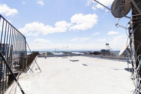 Apartamento para alugar com 93m², 4 quartos e sem vagaTerraço