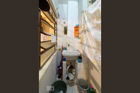 Apartamento para alugar com 93m², 4 quartos e sem vagaCozinha e Área de Serviço