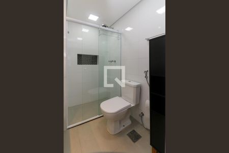 Apartamento à venda com 64m², 2 quartos e 1 vaga Apartamento à venda com 64m², 2 quartos e 1 vagaBanheiro