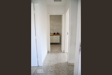 Corredor de casa à venda com 3 quartos, 170m² em Nova Gerti, São Caetano do Sul