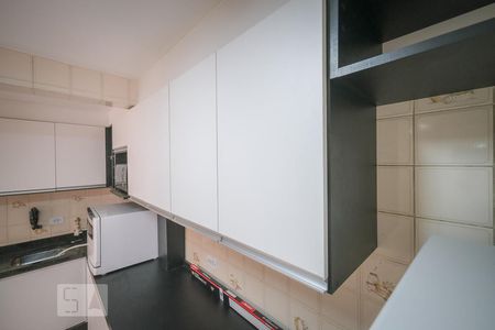 Casa de condomínio para alugar com 75m², 3 quartos e 1 vagaCozinha - Armários