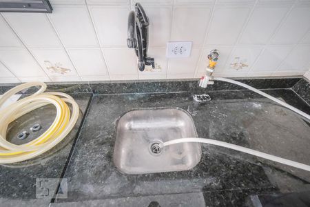 Casa de condomínio para alugar com 75m², 3 quartos e 1 vagadetalhe da cozinha