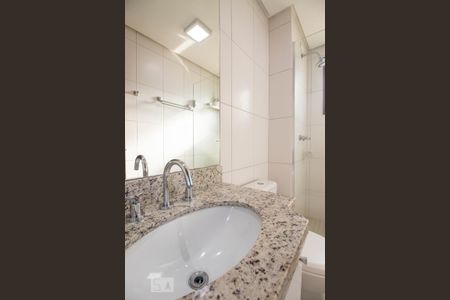 Apartamento à venda com 66m², 2 quartos e 1 vagaBanheiro Social