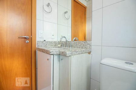 Apartamento à venda com 66m², 2 quartos e 1 vagaBanheiro Social