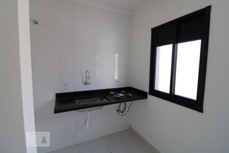 Cozinha de apartamento para alugar com 1 quarto, 28m² em Vila Bela, São Paulo