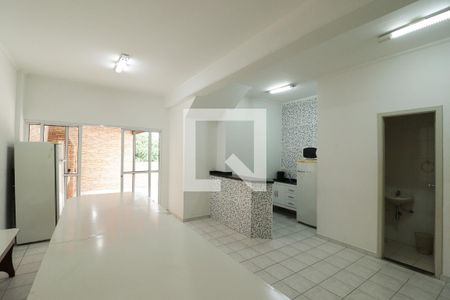 Casa de condomínio à venda com 105m², 2 quartos e 2 vagasSala/Cozinha