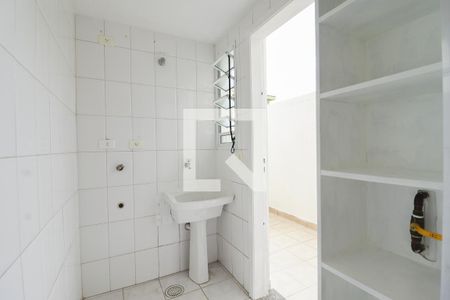 Casa de condomínio à venda com 105m², 2 quartos e 2 vagasÁrea de Serviço