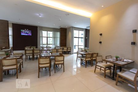 Apartamento para alugar com 36m², 1 quarto e 1 vaga Apartamento para alugar com 36m², 1 quarto e 1 vagaRefeitório