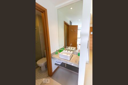 Apartamento para alugar com 36m², 1 quarto e 1 vaga Apartamento para alugar com 36m², 1 quarto e 1 vagaPia Banheiro