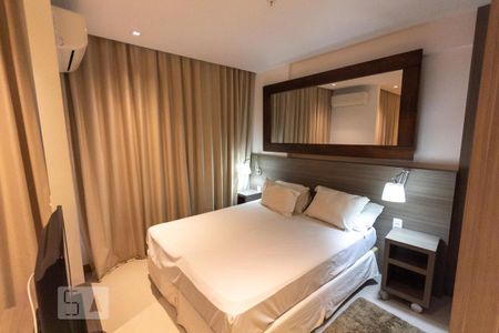 Quarto 1 de apartamento para alugar com 1 quarto, 36m² em Jacarepaguá, Rio de Janeiro