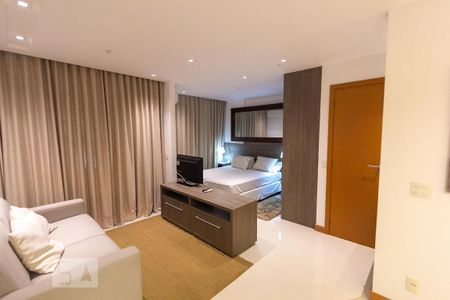Sala de apartamento para alugar com 1 quarto, 36m² em Jacarepaguá, Rio de Janeiro