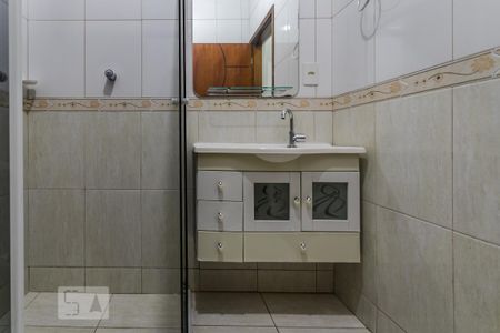 Casa para alugar com 189m², 3 quartos e 3 vagas Casa para alugar com 189m², 3 quartos e 3 vagasBanheiro