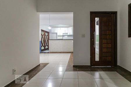 Sala de Estar de casa para alugar com 3 quartos, 189m² em Jardim Náutico, Mogi das Cruzes
