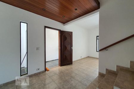 Sala de casa à venda com 3 quartos, 248m² em Vila Brasilina, São Paulo