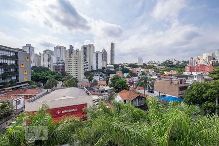 Sala - Varanda Vista de apartamento à venda com 2 quartos, 66m² em Vila Madalena, São Paulo