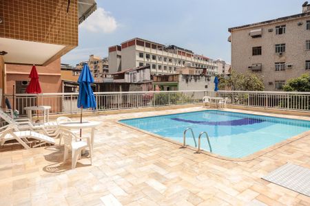 Apartamento à venda com 60m², 2 quartos e 1 vagaPiscina