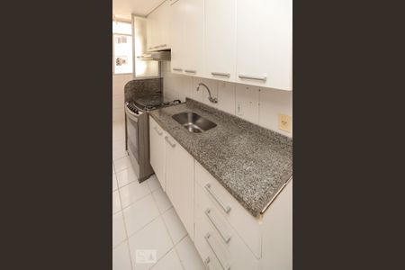 Apartamento à venda com 60m², 2 quartos e 1 vagaCozinha