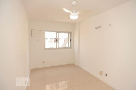 Apartamento à venda com 60m², 2 quartos e 1 vagaSuíte