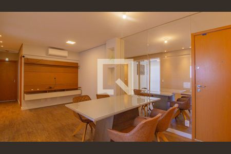 Sala de apartamento para alugar com 2 quartos, 82m² em Jardim Trevo, Jundiaí