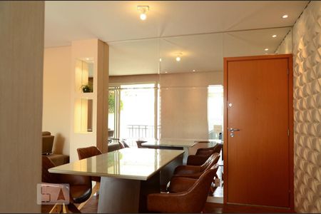 Sala de apartamento para alugar com 2 quartos, 82m² em Jardim Trevo, Jundiaí