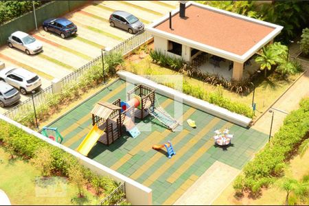 Apartamento para alugar com 82m², 2 quartos e 2 vagas Apartamento para alugar com 82m², 2 quartos e 2 vagasÁrea comum - Playground