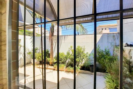 Casa à venda com 164m², 3 quartos e 4 vagas Casa à venda com 164m², 3 quartos e 4 vagasVista do Quarto 1