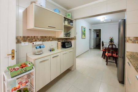 Casa à venda com 164m², 3 quartos e 4 vagas Casa à venda com 164m², 3 quartos e 4 vagasCozinha