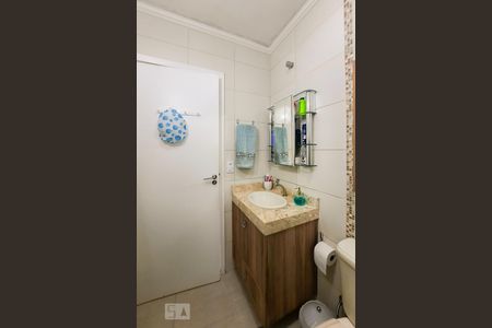 Casa à venda com 164m², 3 quartos e 4 vagas Casa à venda com 164m², 3 quartos e 4 vagasBanheiro 2