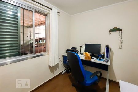 Casa à venda com 164m², 3 quartos e 4 vagas Casa à venda com 164m², 3 quartos e 4 vagasQuarto 3