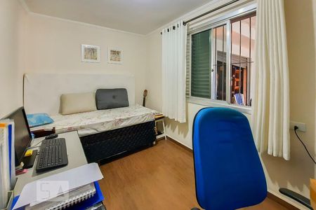 Casa à venda com 164m², 3 quartos e 4 vagas Casa à venda com 164m², 3 quartos e 4 vagasQuarto 3