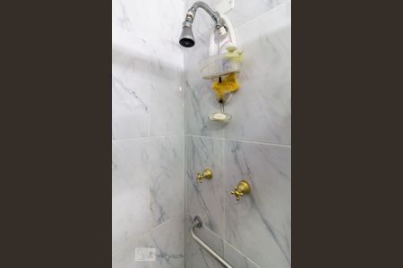 Apartamento à venda com 146m², 3 quartos e 2 vagas Apartamento à venda com 146m², 3 quartos e 2 vagasBanheiro Suite