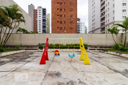 Apartamento à venda com 146m², 3 quartos e 2 vagas Apartamento à venda com 146m², 3 quartos e 2 vagasPlayground