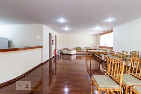 Apartamento à venda com 146m², 3 quartos e 2 vagas Apartamento à venda com 146m², 3 quartos e 2 vagasSalão de Festas