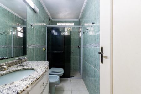 Apartamento à venda com 146m², 3 quartos e 2 vagas Apartamento à venda com 146m², 3 quartos e 2 vagasBanheiro 2