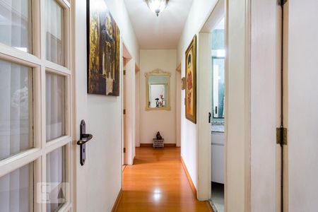 Apartamento à venda com 146m², 3 quartos e 2 vagas Apartamento à venda com 146m², 3 quartos e 2 vagasCorredor