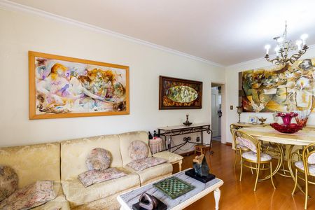 Apartamento à venda com 146m², 3 quartos e 2 vagas Apartamento à venda com 146m², 3 quartos e 2 vagasSala