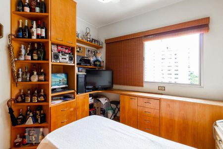 Apartamento à venda com 146m², 3 quartos e 2 vagas Apartamento à venda com 146m², 3 quartos e 2 vagasQuarto 2