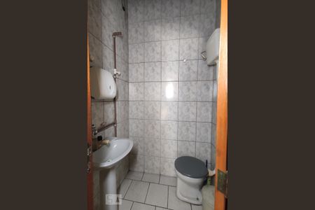 Casa à venda com 287m², 5 quartos e 2 vagasBanheiro 4