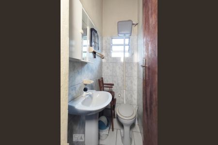 Casa à venda com 287m², 5 quartos e 2 vagasBanheiro 2