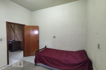 Casa à venda com 287m², 5 quartos e 2 vagasQuarto 5