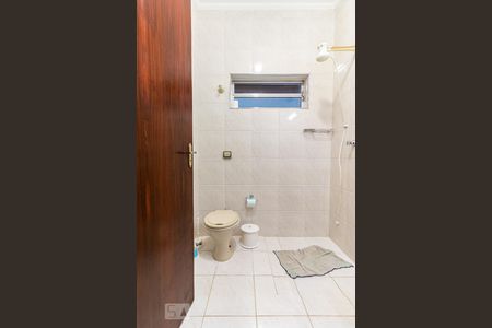 Casa à venda com 90m², 2 quartos e 2 vagas Casa à venda com 90m², 2 quartos e 2 vagasBanheiro