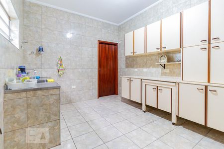 Casa à venda com 90m², 2 quartos e 2 vagas Casa à venda com 90m², 2 quartos e 2 vagasCozinha