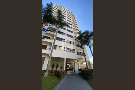 Apartamento para alugar com 75m², 2 quartos e 1 vagaFachada