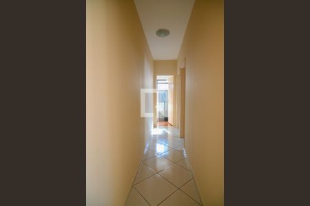 Corredor de apartamento para alugar com 2 quartos, 75m² em Jardim Celeste, São Paulo